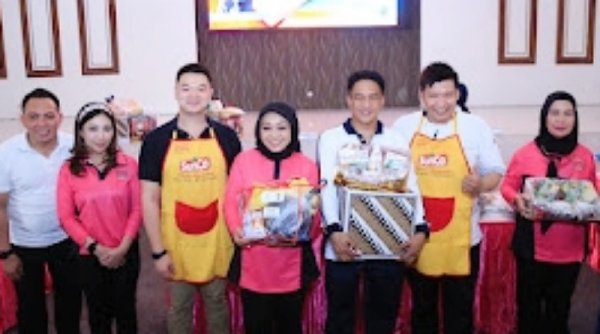 Jelang HUT Bhayangkara ke 76, Polrestabes Surabaya Mengadakan Lomba Memasak Nasi Goreng