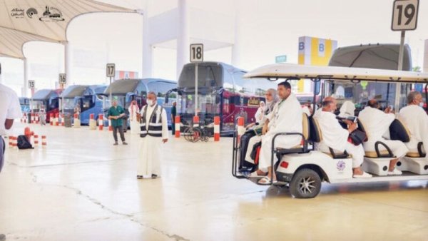 Untuk Pertama Kali Perempuan Saudi Dilibatkan dalam Pelayanan Transportasi Jemaah Haji