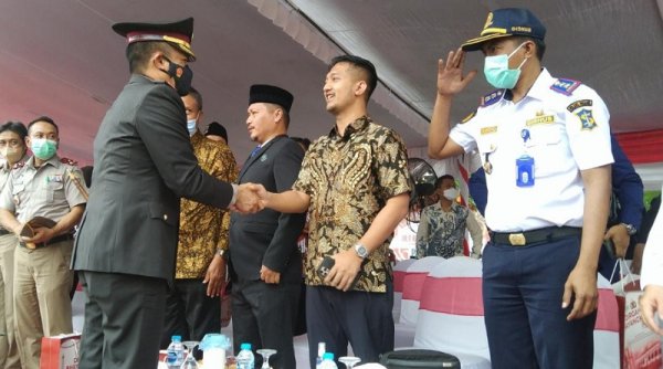 Di Acara HUT Bhayangkara ke 76 Polrestabes Surabaya Kedatangan Pengusaha Muda