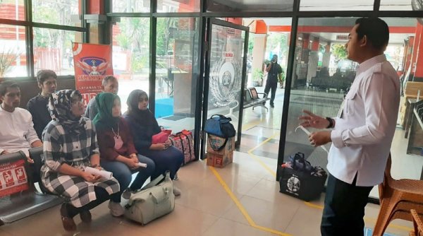 Mudah & Gratis, 79 Narapidana Lapas Sidoarjo Dapat Hak Asimilasi Rumah