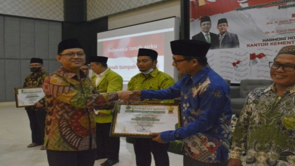 Warga Terpapar Radikalisme Diajari Gurunya Tak Perlu Salat, Cukup Infak Rp 25.000 Dijamin Masuk Surga