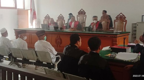 Korupsi Pengadaan Masker BPBD, Hakim Ketua : Negara Rugi Rp. 4,6 Miliar, Siapa Terduga Pelaku ?
