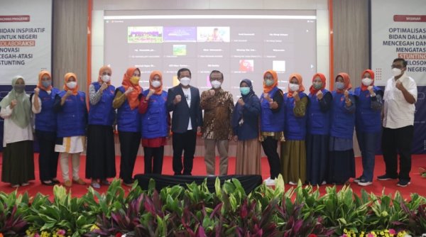 Dompet Dhuafa Kolaborasi dengan PT Kimia Farma Tbk Luncurkan Program Bidan Inspiratif untuk Negeri