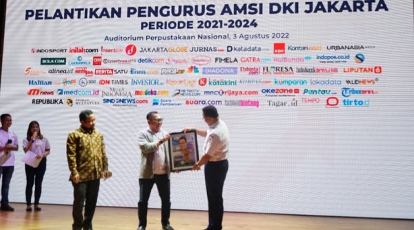 Dihadiri Anies Baswedan, Pengurus AMSI DKI Jakarta 2021-2024 Dilantik
