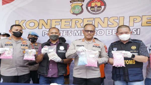 Polisi Tangkap 3 Sindikat Pengedar Narkoba Jaringan International