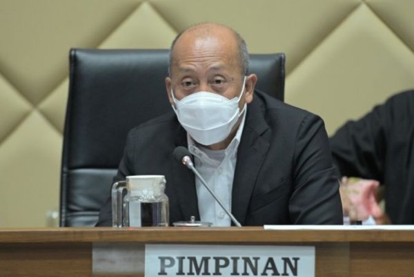 Komisi II DPR Nilai KPU Tidak Konsisten