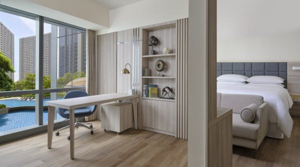 Four Points Pakuwon Indah Memperkenalkan Business Suite Pertama di Surabaya