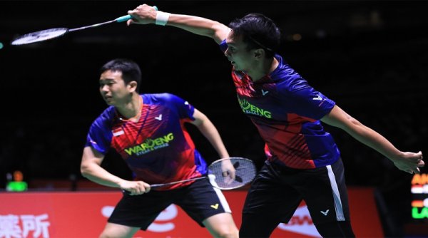 Luar Biasa! Hendra/Ahsan Menangkan "Perang Saudara" dan Lolos ke Final