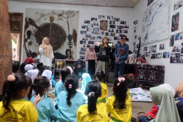 50 Anak Kota Bandung Pamerkan Karya Lukis pada Acara “Mesalin”