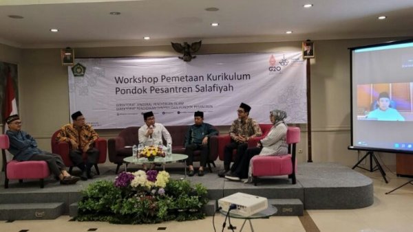 Kemenag dan Majelis Masyayikh Susun SKL Pesantren Salafiah