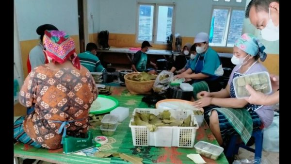 Tersertifikasi Halal, Tape Ketan Asal Kuningan Mulai Dipasarkan Lintas Daerah