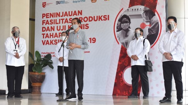 Tiba di Bandung, Presiden Jokowi Langsung Menuju PT. Bio Farma
