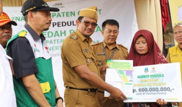 Baznas Garut Salurkan Zakat dari Masyarakat Melalui 5 Program