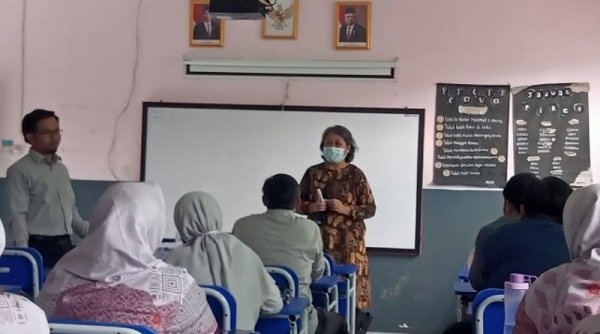 SMP Al-Amanah Cileunyi adakan Pelatihan Kurikulum Merdeka untuk Guru