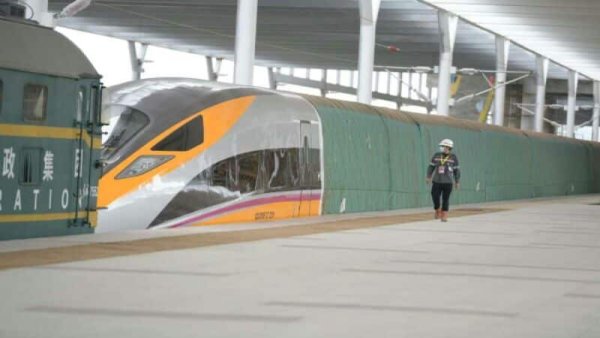 Ridwan Kamil Minta Usulan Nama Kereta Cepat ke Masyarakat