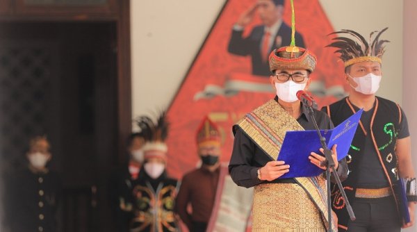 Peringatan Hari Sumpah Pemuda di Kanwil Kemenkumham Jatim Semua Berpakaian Adat