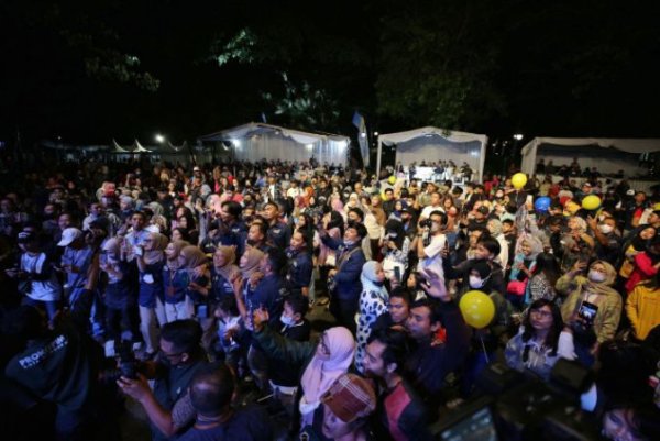Kemeriahan Festival Bangkit Bersama Jadi Penutup #HJKB212