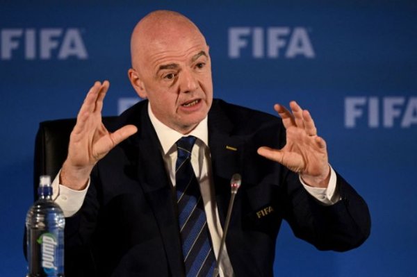 Presiden FIFA Bela Qatar dari Kritikan Pedas Banyak Negara tentang Pekerja Asing