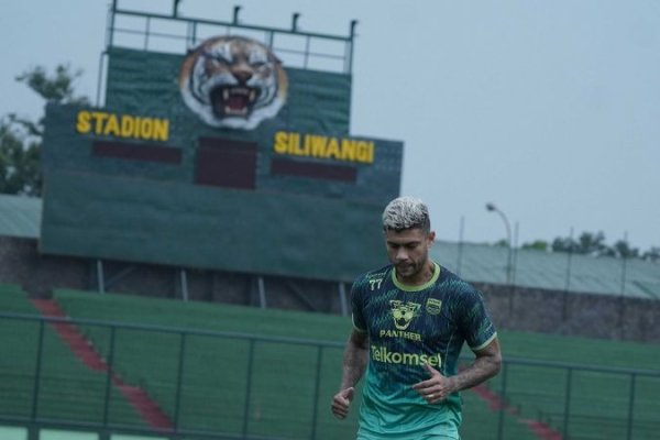 MAUNG BANDUNG | Ciro dan Kambuaya Gabung Latihan