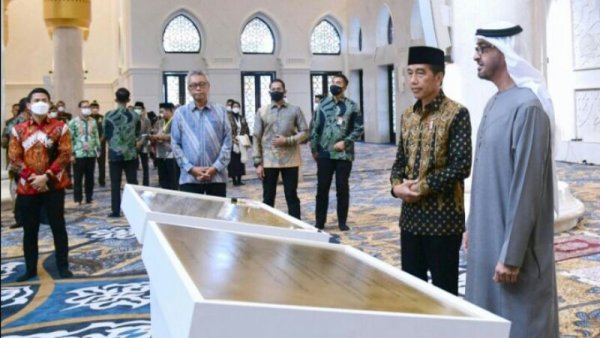Presiden Jokowi dan Presiden UEA Resmikan Replika "Syeikh Zayed Grand Mosque"