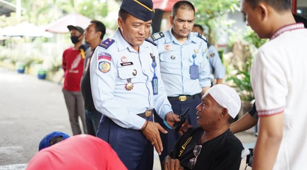 74 Warga Binaan Lapas Kelas I Surabaya Hirup Udara Bebas