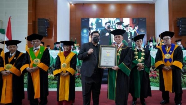 Kukuhkan 14 Guru Besar, UIN Sunan Gunung Djati Bandung Raih Rekor Muri