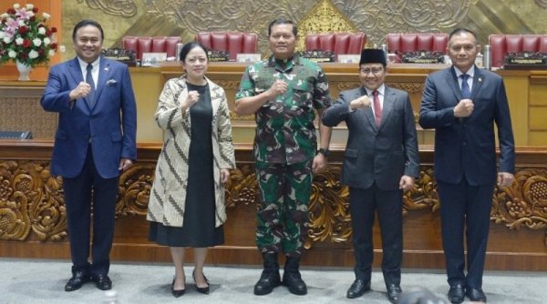 Gantikan Jenderal Andika Perkasa, Laksamana Yudo Margono Resmi Jadi Panglima TNI