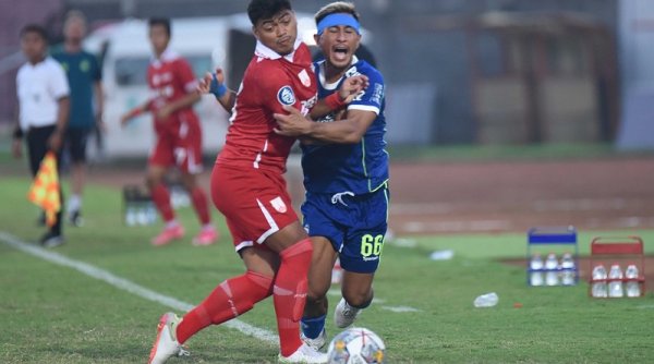 Lawan Persita Besok, Persib Tanpa Sato dan David Da Silva