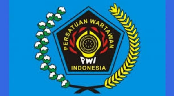 PWI Pusat Jatuhkan Sanksi Terhadap Umbaran Wibowo dan Rekomendasi Tarik Kartu UKW ke Dewan Pers