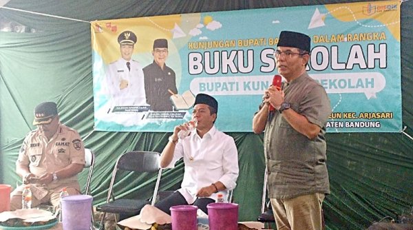 Bupati Berkunjung ke SDN Cirateun, Desa Mekarjaya, Arjasari
