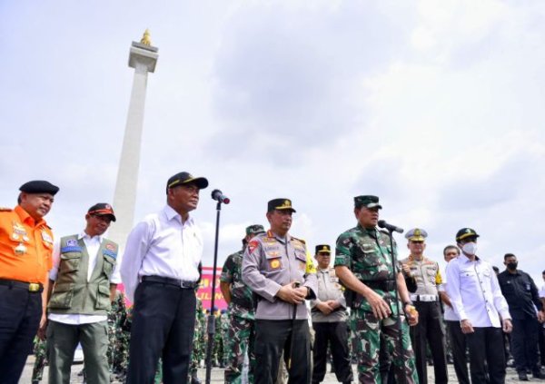 Apel Gelar Pasukan, Kapolri Pastikan Seluruh Pihak Siap Amankan Nataru