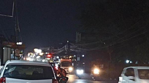 Belasan PJU di Jalan Raya Laswi Ciparay dan Pacet Mati