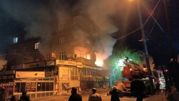 ULAH | Sewa Rumah Dinaikkan, Seorang Pria Bakar Rumah Sewaannya