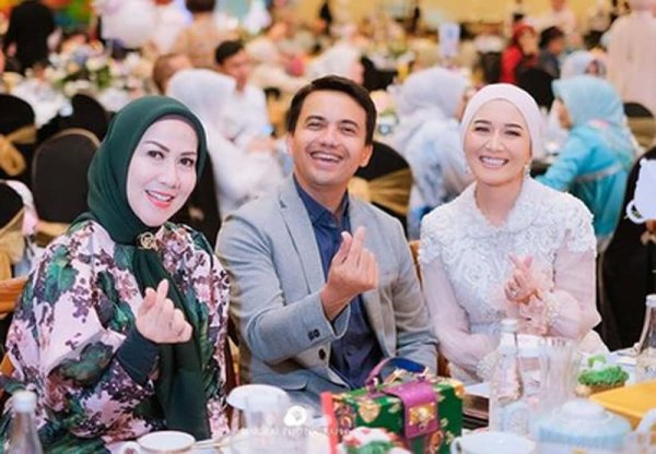 Sahrul Gunawan Gandeng Wanita Cantik, Ridwan Kamil: ALHAMDULILLAH, Puasa Senin Kemis Saya Tidak Sia-sia...