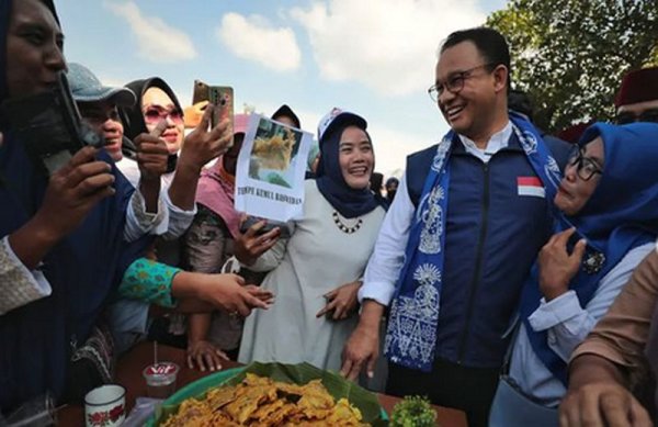 Anies Baswedan Hadiri Pesta UMKM Kabupaten Bekasi: yang Kecil Beri Kesempatan Untuk Tumbuh, Netizen: Semoga Rintangan Jadi Jalan Terang