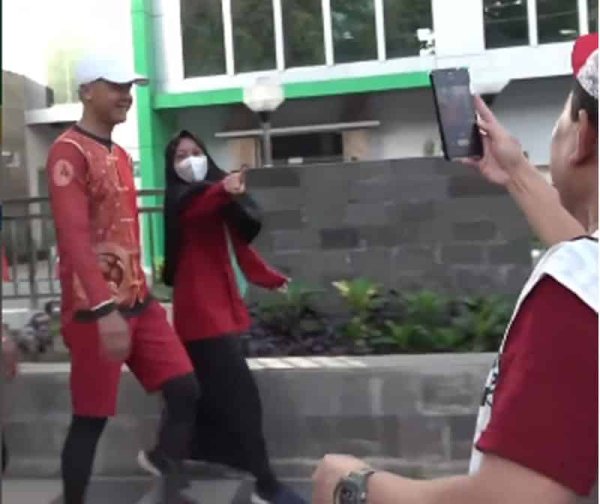 Ganjar Pranowo: Hadapi Kasus Cerai Bukan Perkara dan Pekerjaan Mudah, Netizen: Berkeluarga Gak Cukup Hanya Makan Cinta