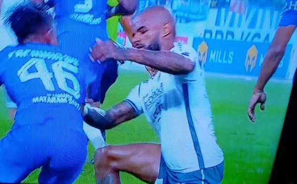 Sukses Gilas PSIS, Persib Kembali ke Puncak