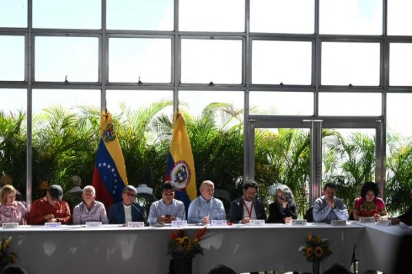 Pemberontak ELN Tolak Tanda Tangani Gencatan Senjata dengan Pemerintah Kolombia