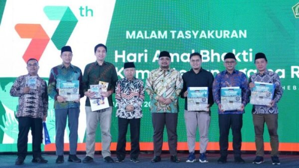 Menag Yaqut Apresiasi Terbitnya Tiga Buku Karya Jurnalis MCH 2022