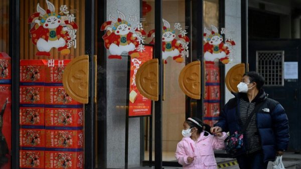 WHO Minta China Informasikan Lebih Banyak Data Covid-19 di Tengah Lonjakan Kasus