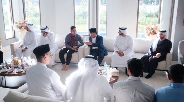 Pemerintah RI dan UEA Sepakat Kelola Bersama Masjid Raya Al Zayed di Solo