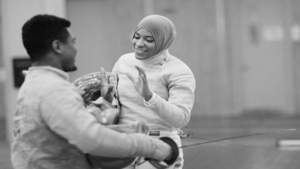 Atlet Muslimah: "Lihatlah Kinerjanya, Bukan Pakaiannya"