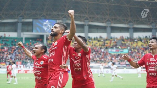 Persija Rebut Puncak Klasemen Sementara