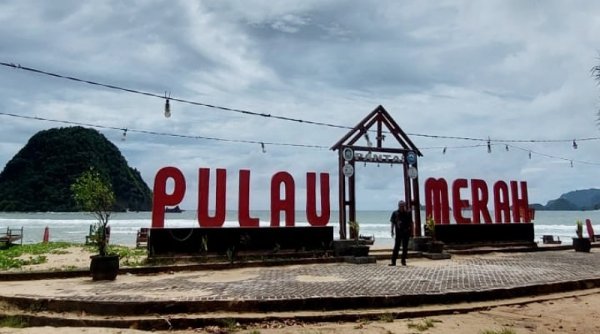 Studi Tiru Bupati Bandung ke Banyuwangi, "Saat ini kita hajar dulu"