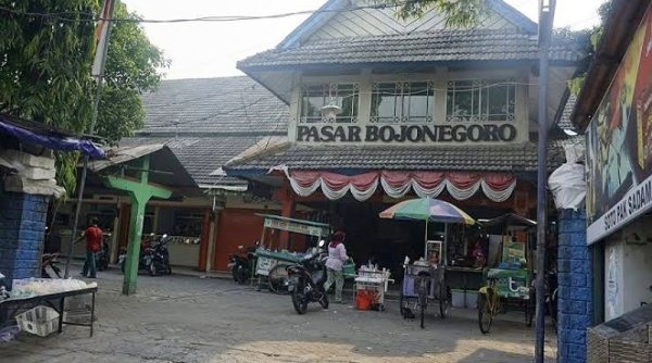 PD Pasar Bojonegoro Dibubarkan, Administrasi Pasar Tidak Berlaku Lagi