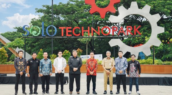 Menko Airlangga dan Wali Kota Gibran Resmikan Kawasan Sains dan Teknologi Solo Technopark