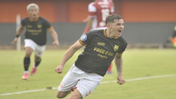 Kemenangan Dramatis Persis Solo