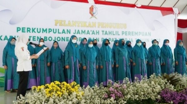 Dorong Masyarakat Religius, Pemkab Bojonegoro Beri Insentif kepada Jamaah Tahlil