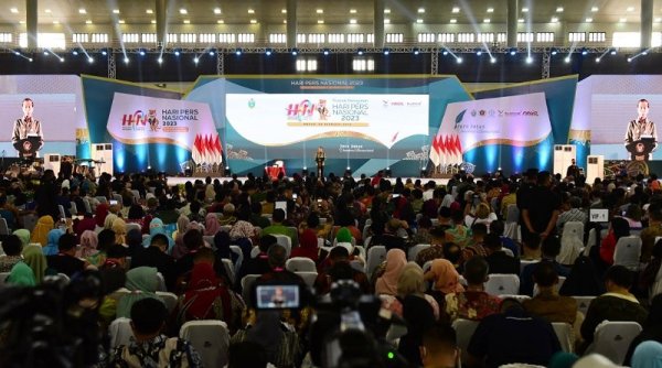 HPN 2023 | Jokowi Ingatkan Pers Sedang Tidak Baik-baik Saja