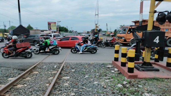 Awas ! Di Solo Ada Jalur Jalan Lintasan yang Ditutup untuk Proyek